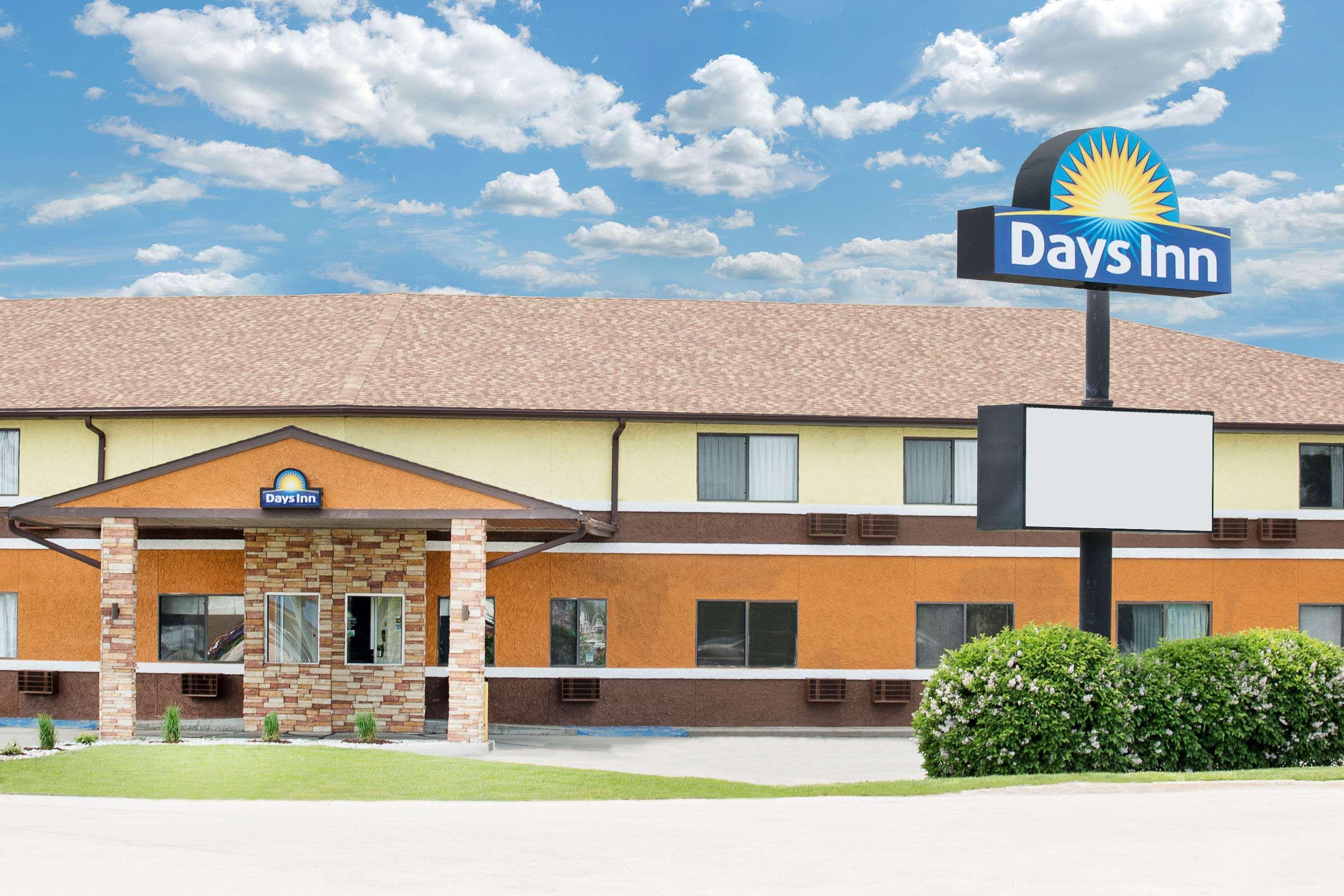 Days Inn By Wyndham York Eksteriør billede